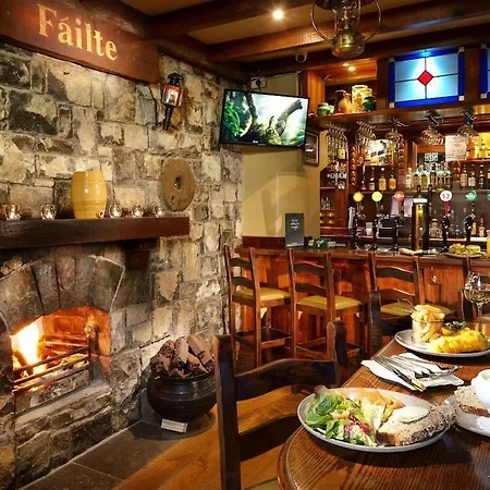 3 Bedroom Townhouse In The Heart Of The Burren * Ballyvaughan