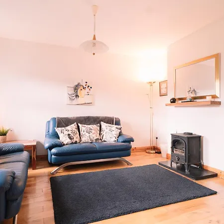 Casa vacanze 3 Bedroom Townhouse In The Heart Of The Burren