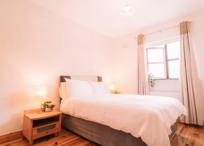 3 Bedroom Townhouse In The Heart Of The Burren * Балливон